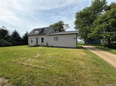 6447 Peck Road , Burnside Twp, MI 48416