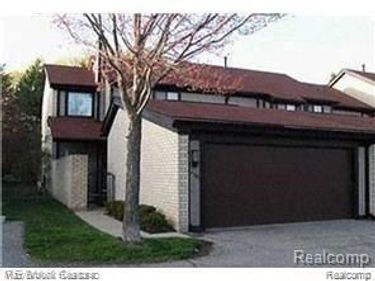 5171 Rock Run , West Bloomfield Twp, MI 48322