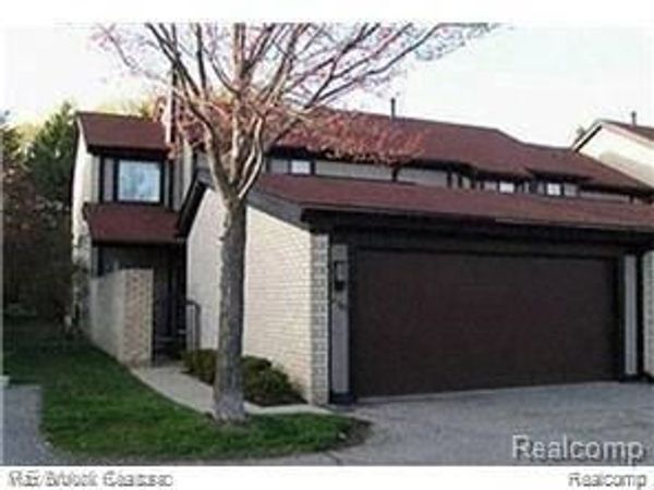 5171 Rock Run, West Bloomfield Twp, MI 48322