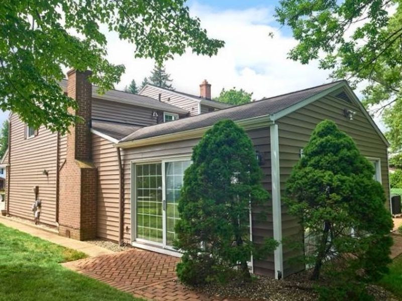 891 Brainard Road, Highland Heights, OH 44143 Photo 4