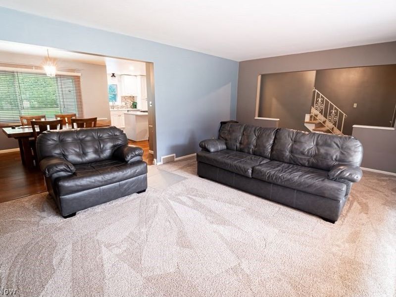 891 Brainard Road, Highland Heights, OH 44143 Photo 5