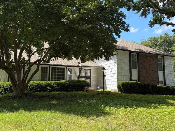 619 W 114th Terrace, Kansas City, MO 64114