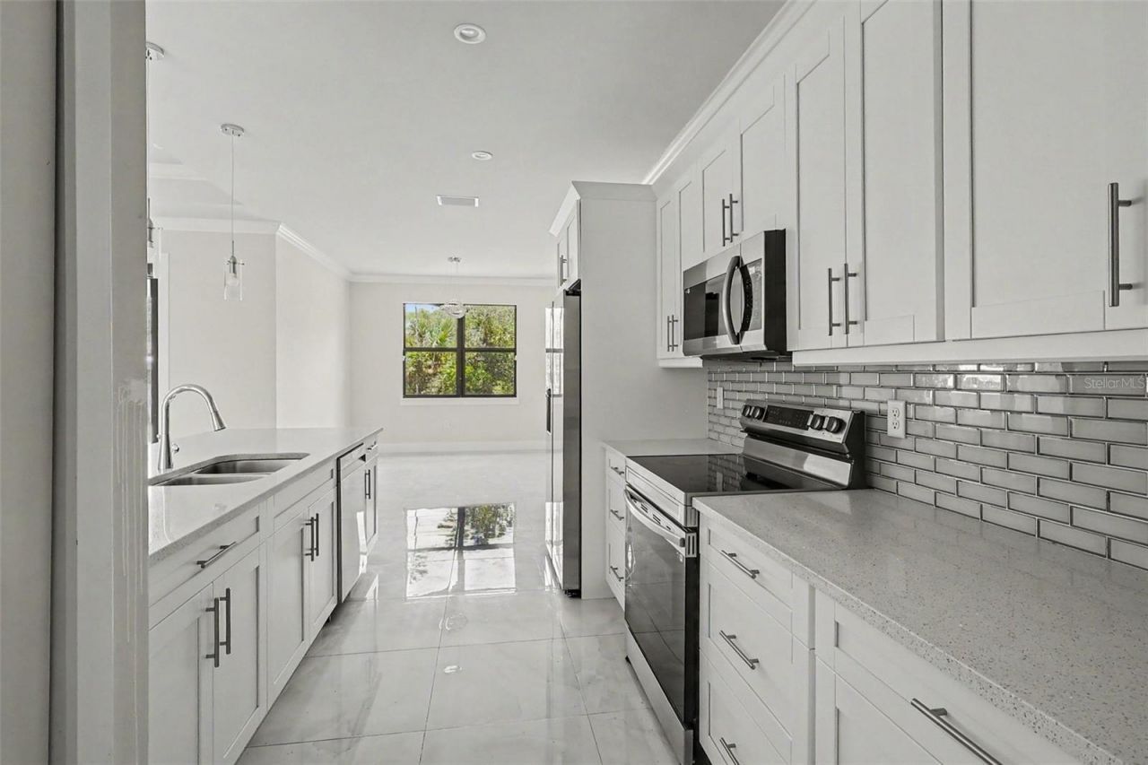 2420 52nd Avenue Ne, Naples, FL 34120 Photo