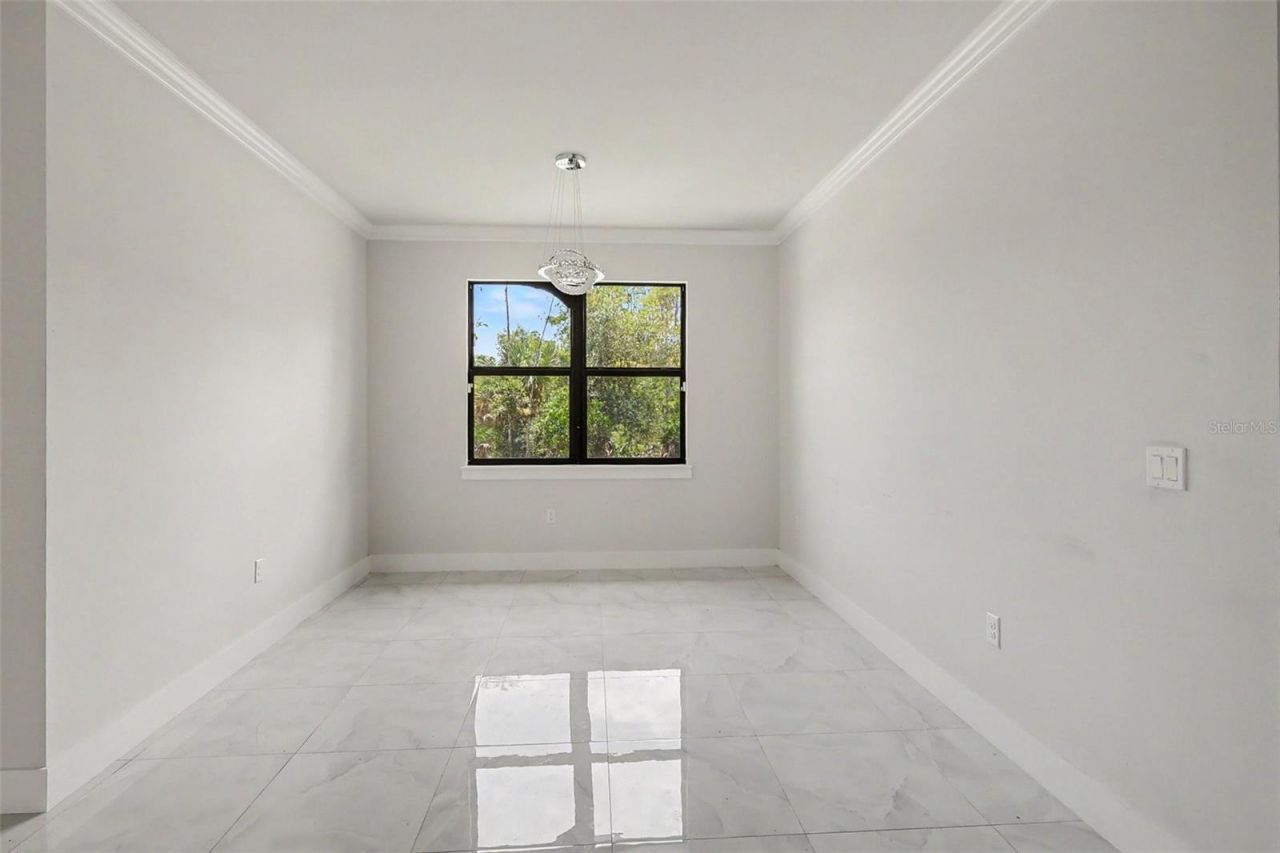 2420 52nd Avenue Ne, Naples, FL 34120 Photo