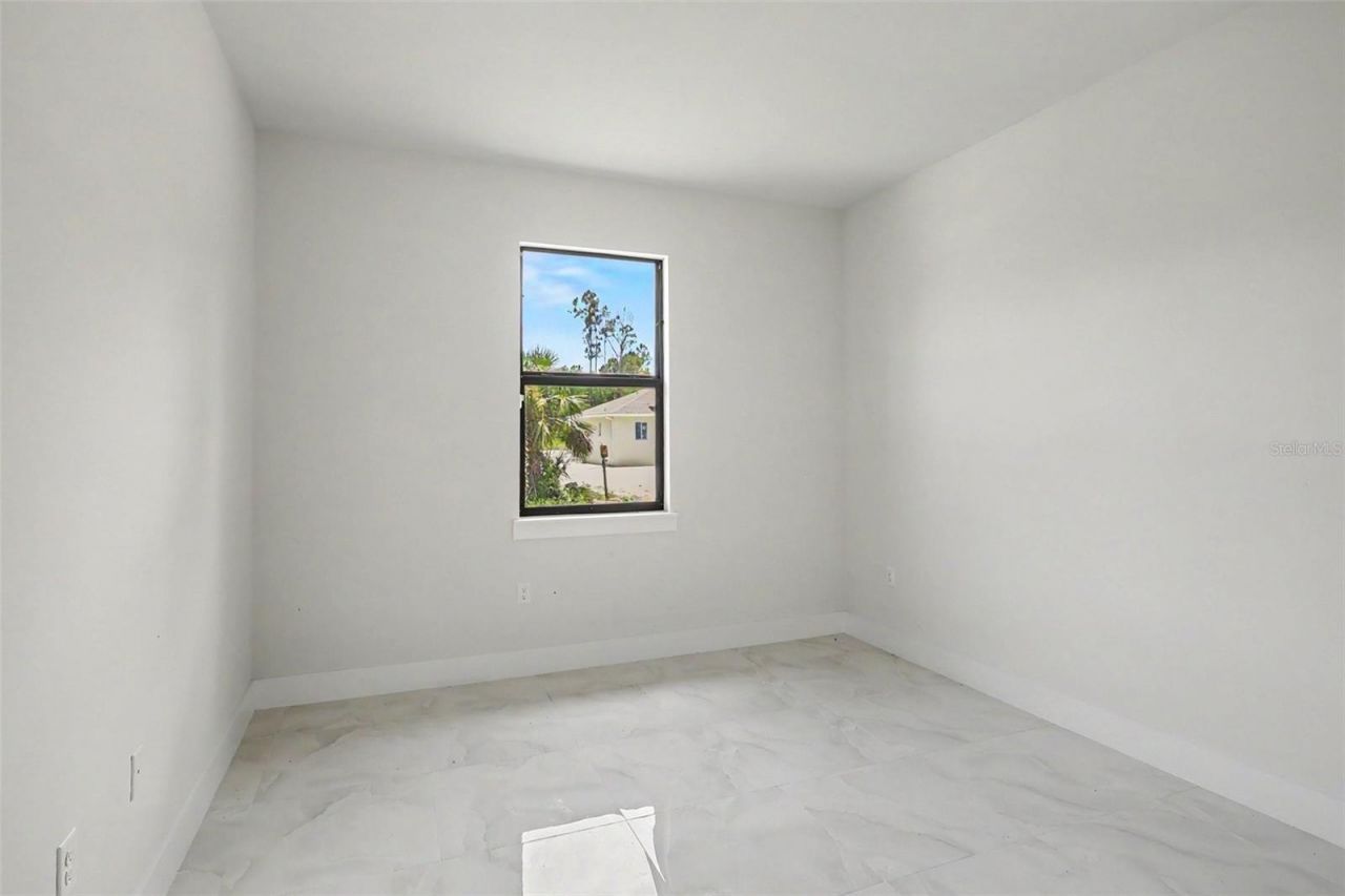2420 52nd Avenue Ne, Naples, FL 34120 Photo