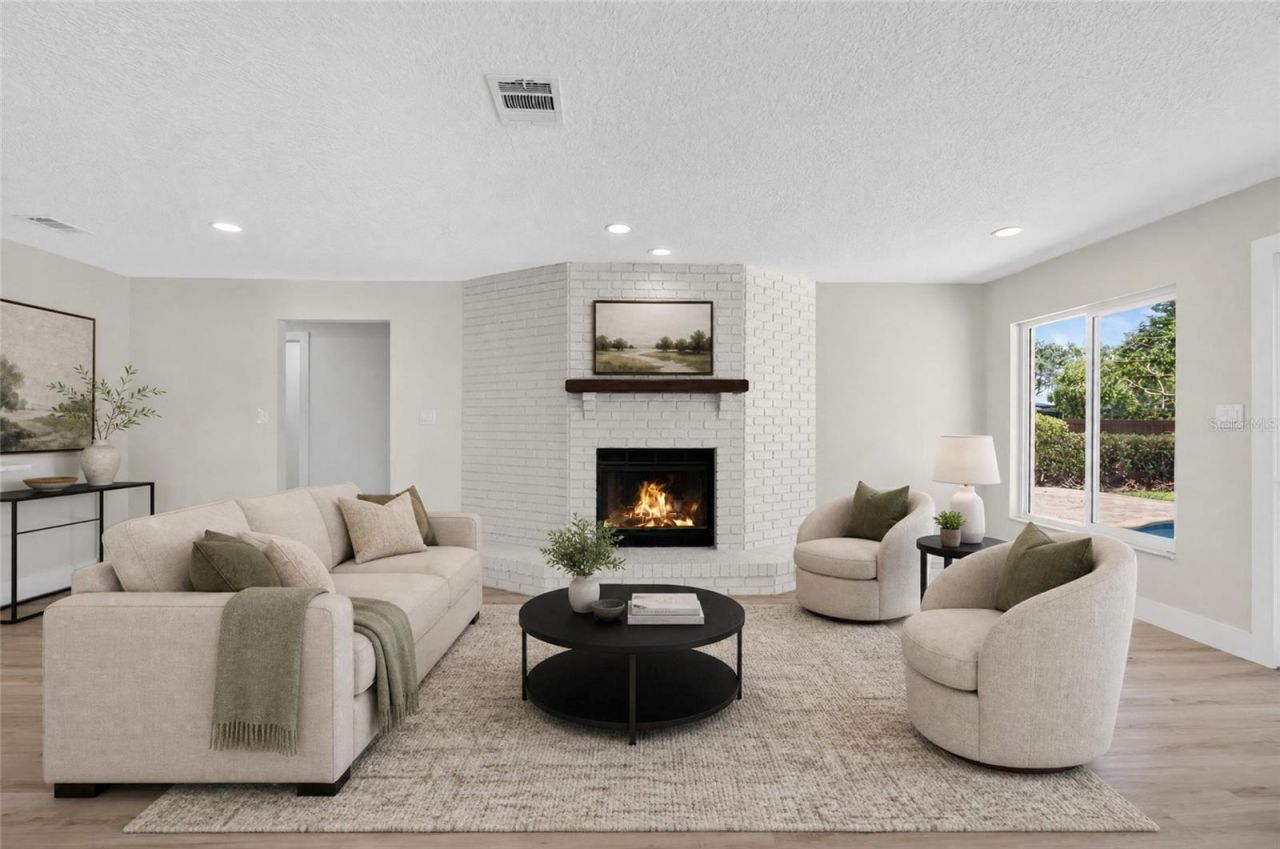 1225 Hoffner Avenue, Orlando, FL 32809 Photo