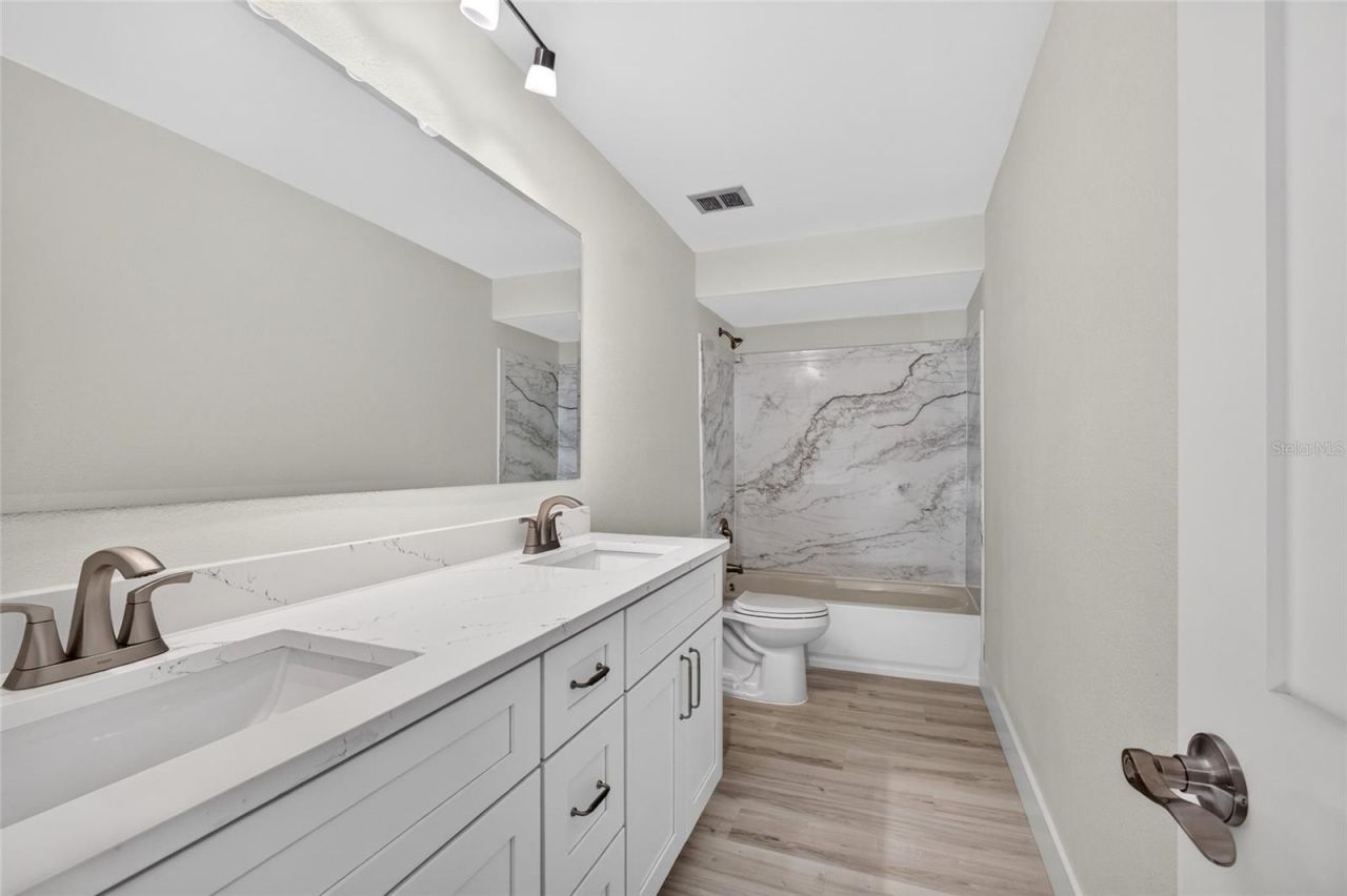 1225 Hoffner Avenue, Orlando, FL 32809 Photo