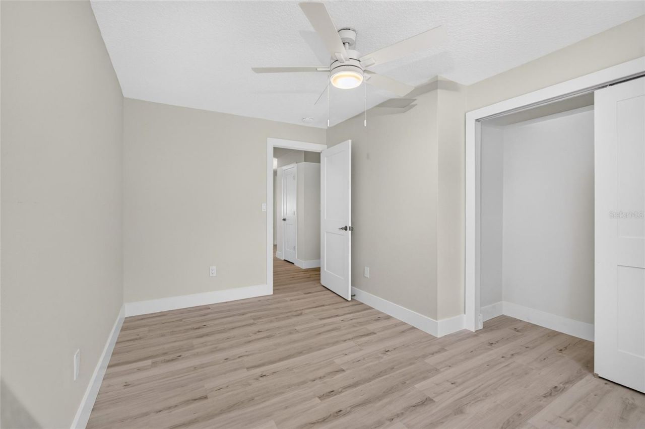 1225 Hoffner Avenue, Orlando, FL 32809 Photo