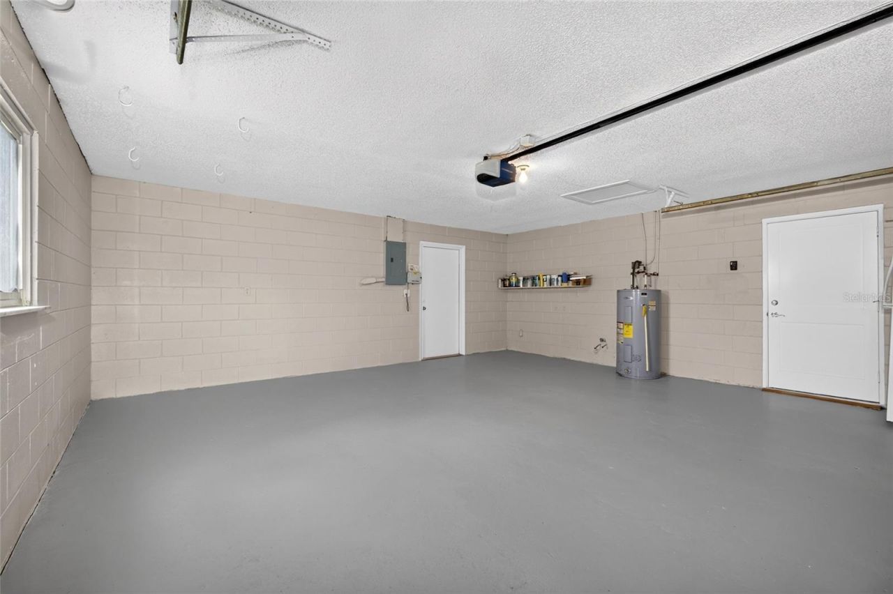 1225 Hoffner Avenue, Orlando, FL 32809 Photo