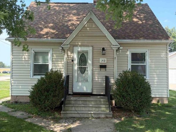 143 DAUPHIN STREET, Green Bay, WI 54301