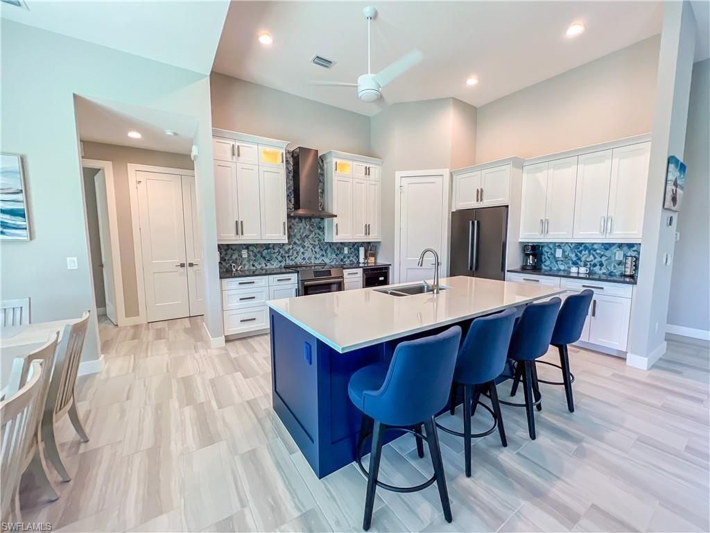 554 N Barfield Dr , Marco Island, FL 34145 Photo