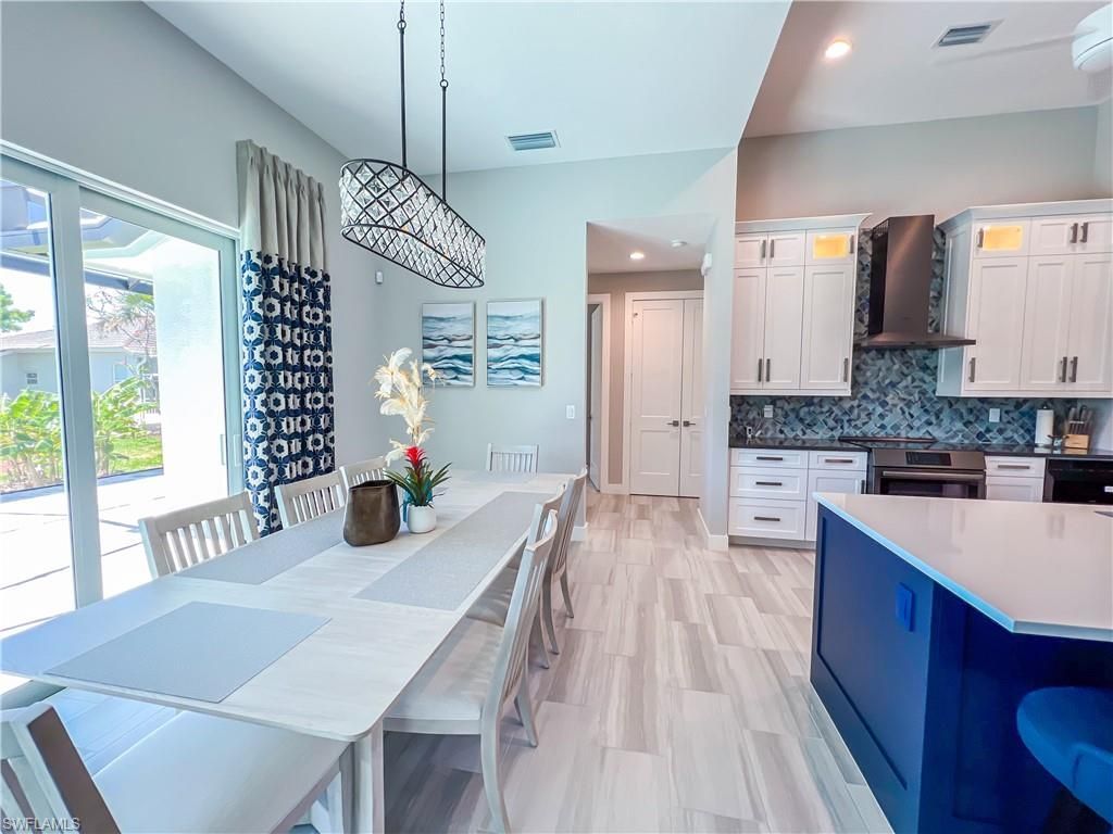 554 N Barfield Dr , Marco Island, FL 34145 Photo