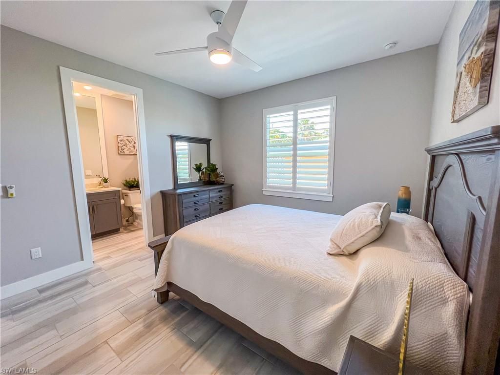 554 N Barfield Dr , Marco Island, FL 34145 Photo