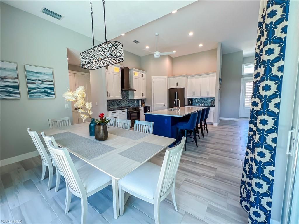 554 N Barfield Dr , Marco Island, FL 34145 Photo