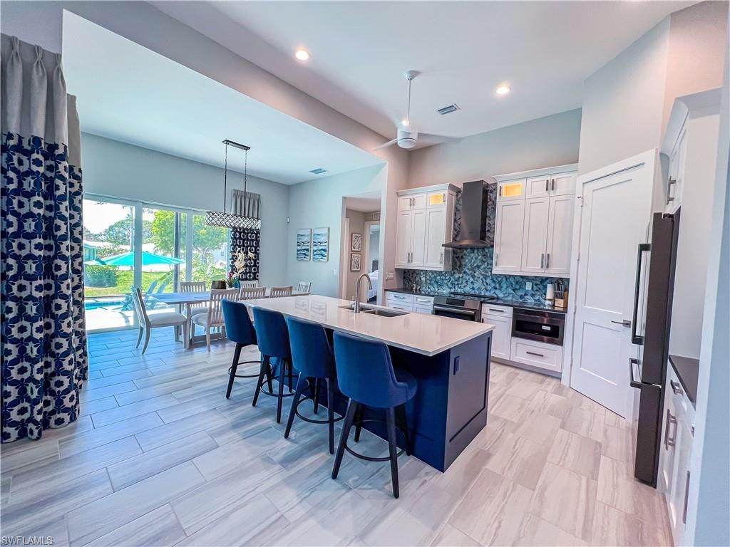 554 N Barfield Dr , Marco Island, FL 34145 Photo