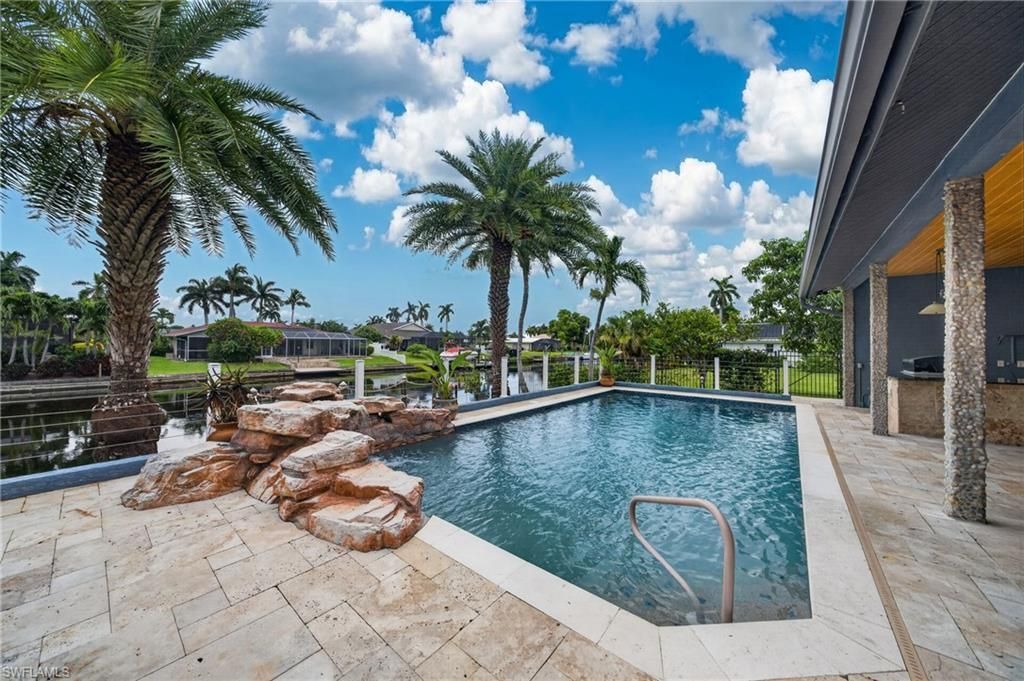 1919 SE 37th Ter , Cape Coral, FL 33904 Photo