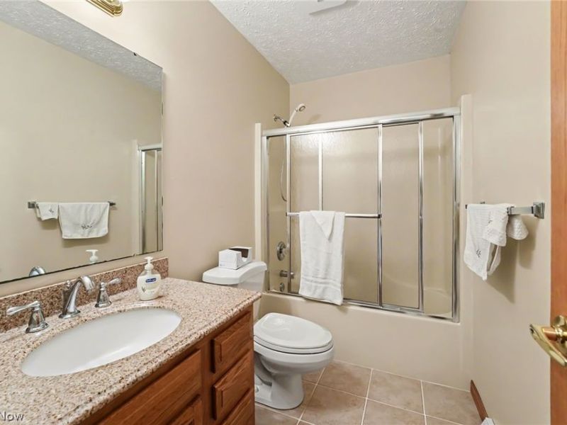 13874 Radcliffe Road, Leroy, OH 44077 Photo 16
