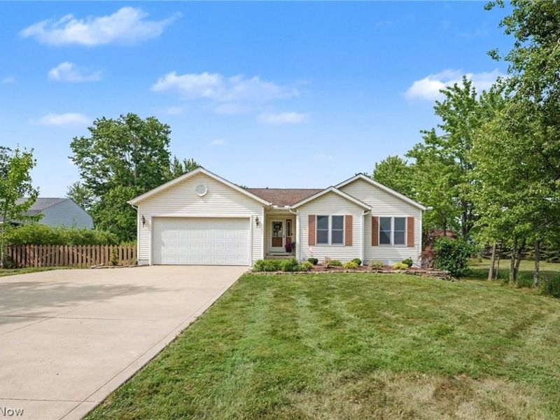 13874 Radcliffe Road, Leroy, OH 44077 Photo 2