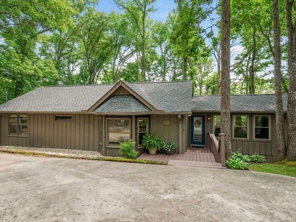392 Winter Park Cir , Smithville, TN 37166