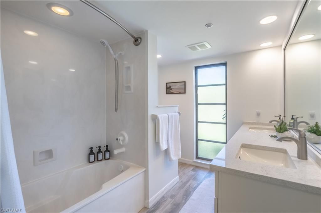 651 10th Ave S, Unit C651, Naples, FL 34102 Photo