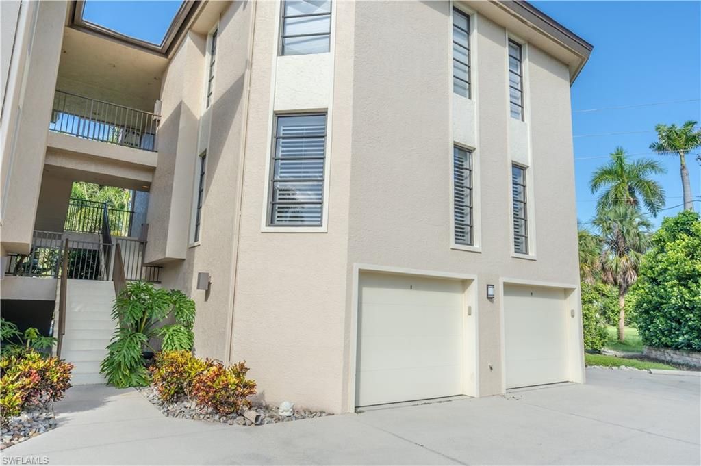 651 10th Ave S, Unit C651, Naples, FL 34102 Photo