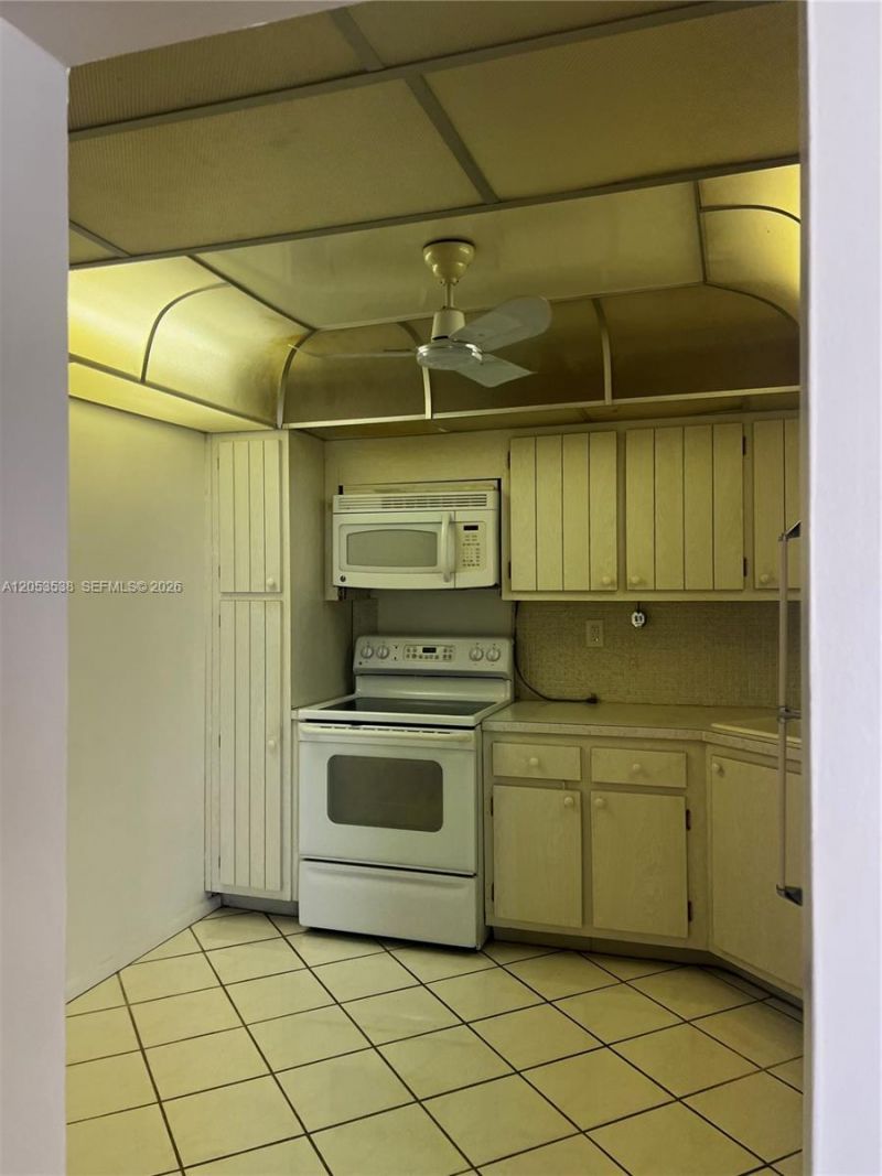 2750 NE 183rd St, Unit 807, Aventura, FL 33160 Photo