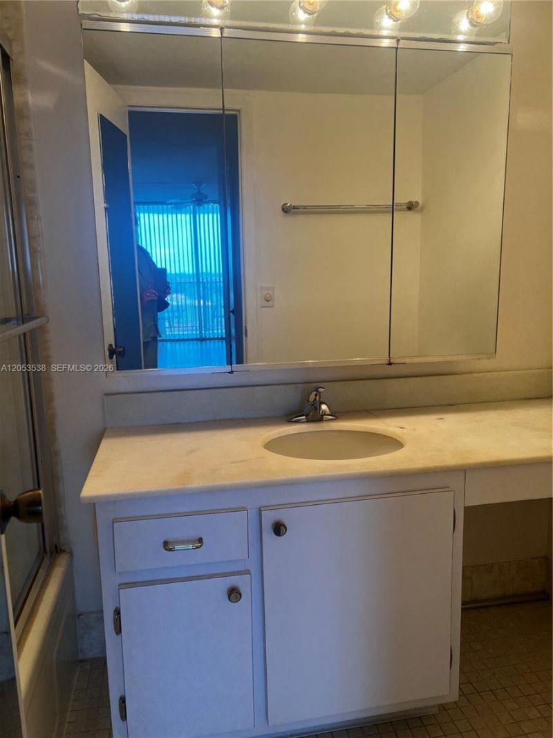 2750 NE 183rd St, Unit 807, Aventura, FL 33160 Photo