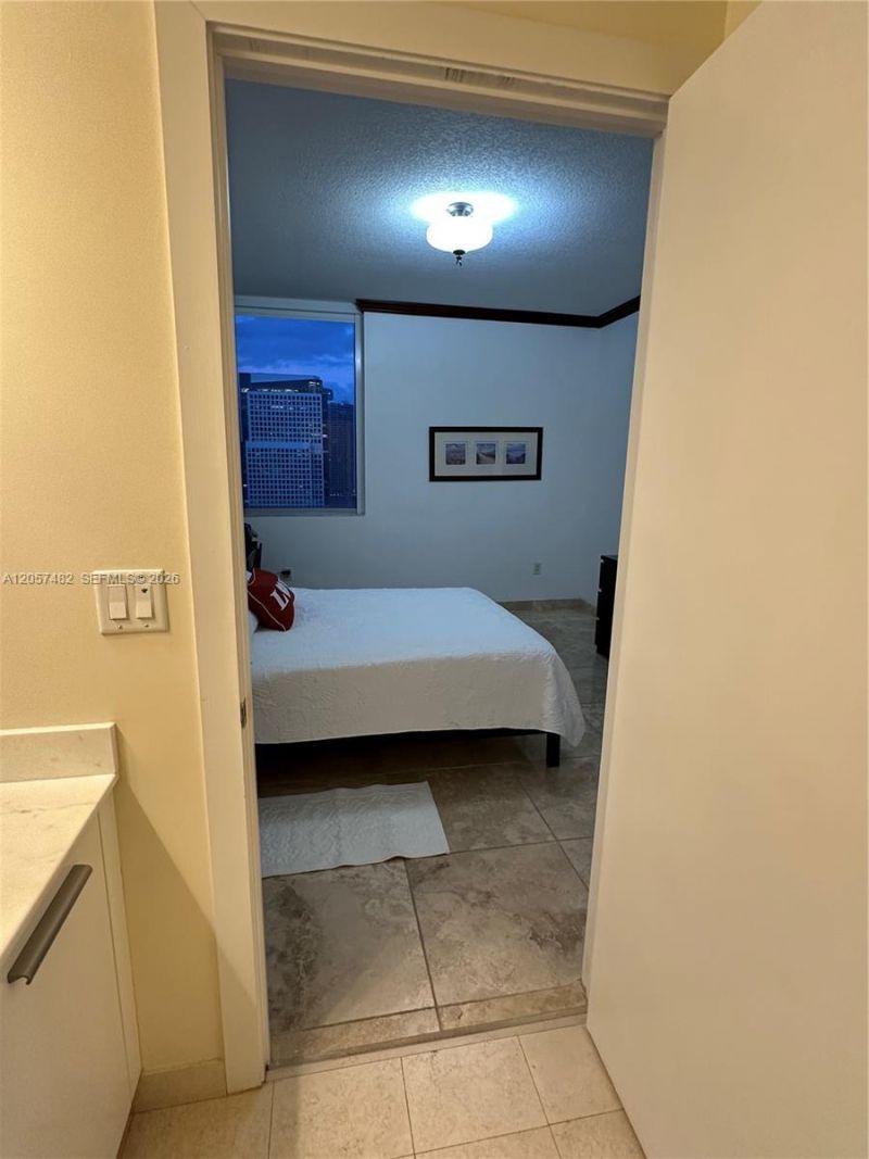 1060 E Brickell Av , Unit 3001, Miami, FL 33131 Photo
