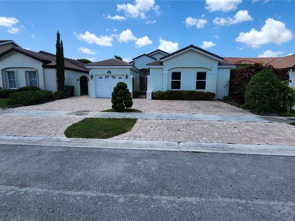 14249 SW 90th Ter, Miami, FL 33186