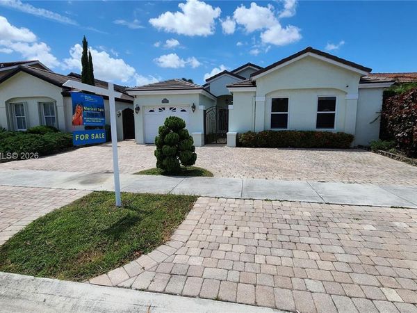 14249 SW 90th Ter , Miami, FL 33186