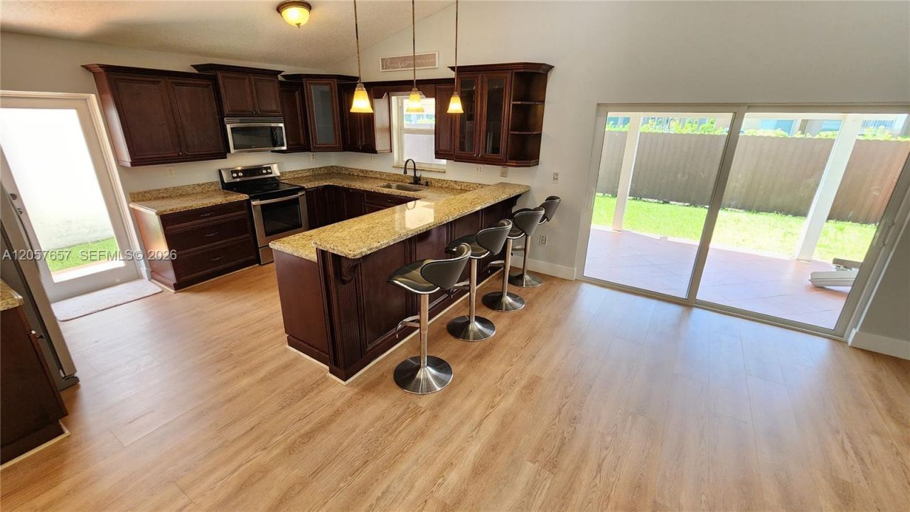 14249 SW 90th Ter, Miami, FL 33186 Photo