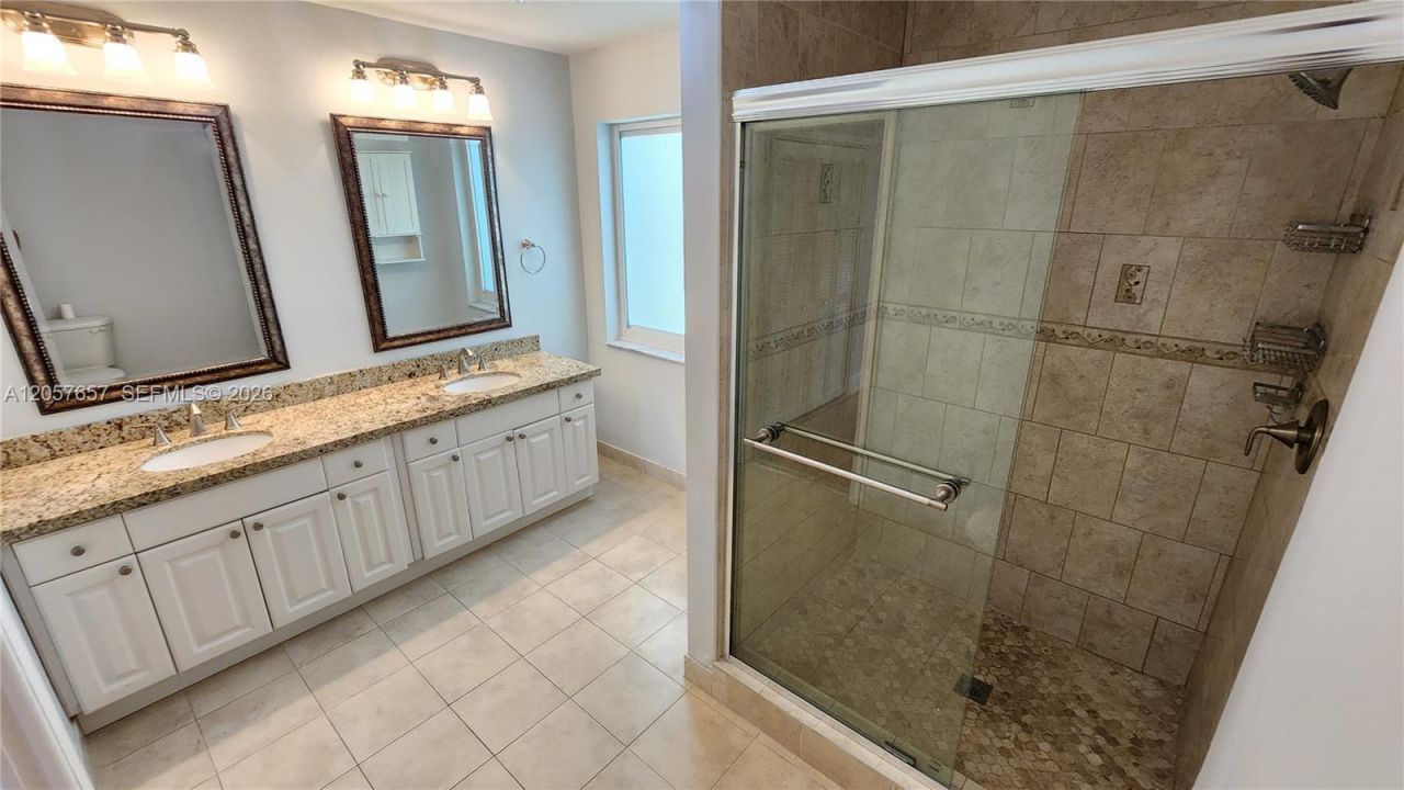 14249 SW 90th Ter, Miami, FL 33186 Photo