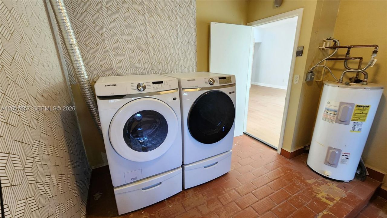 14249 SW 90th Ter, Miami, FL 33186 Photo