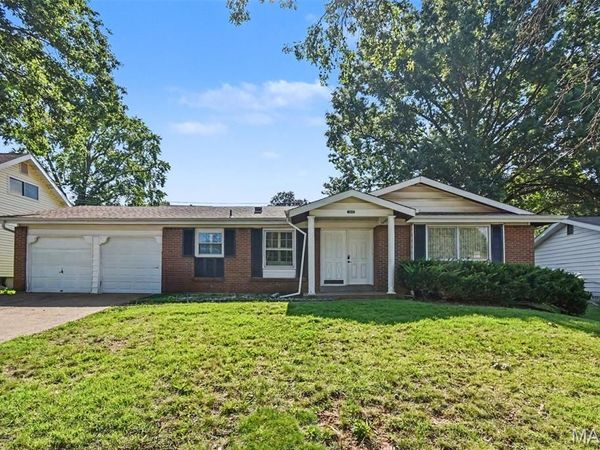 5144 Abington Road , Florissant, MO 63033
