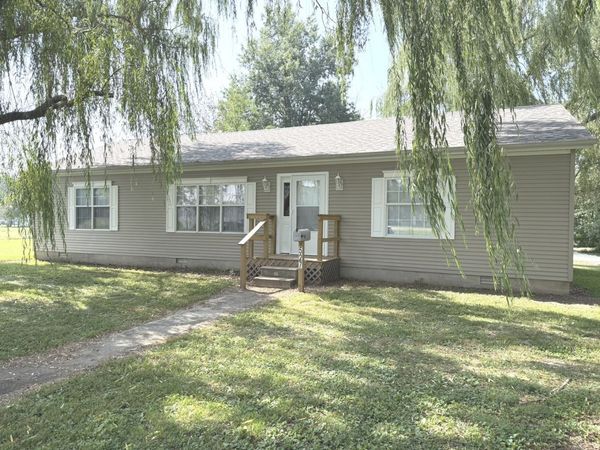 527 W 6th Street , Centralia, IL 62801