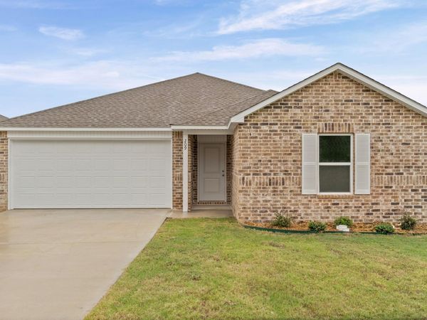 209 Flat Wood Avenue, Benton, AR 72015