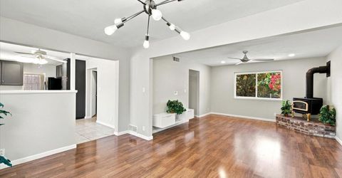 6701 Hillglen Way, Fair Oaks, CA 95628 Photo