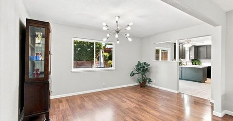6701 Hillglen Way, Fair Oaks, CA 95628 Photo