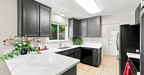 6701 Hillglen Way, Fair Oaks, CA 95628 Photo