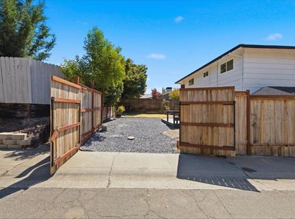 6701 Hillglen Way, Fair Oaks, CA 95628 Photo