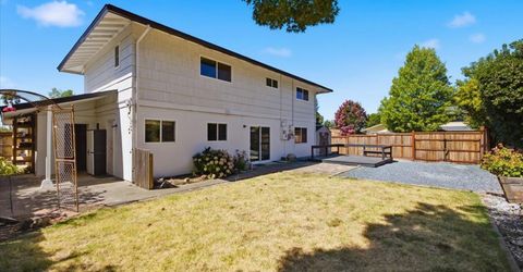 6701 Hillglen Way, Fair Oaks, CA 95628 Photo