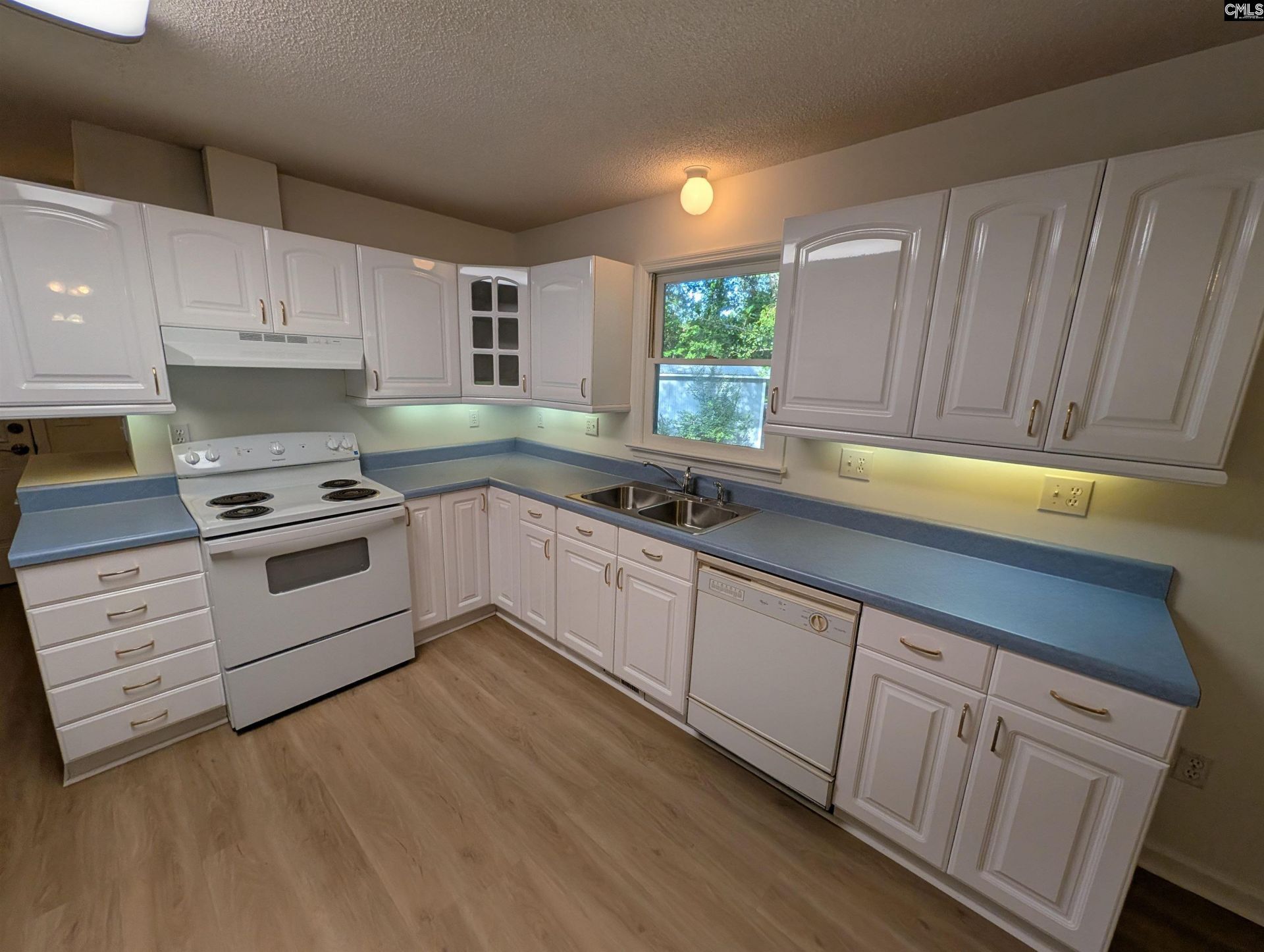 1498 Cassatt Road Photo 13