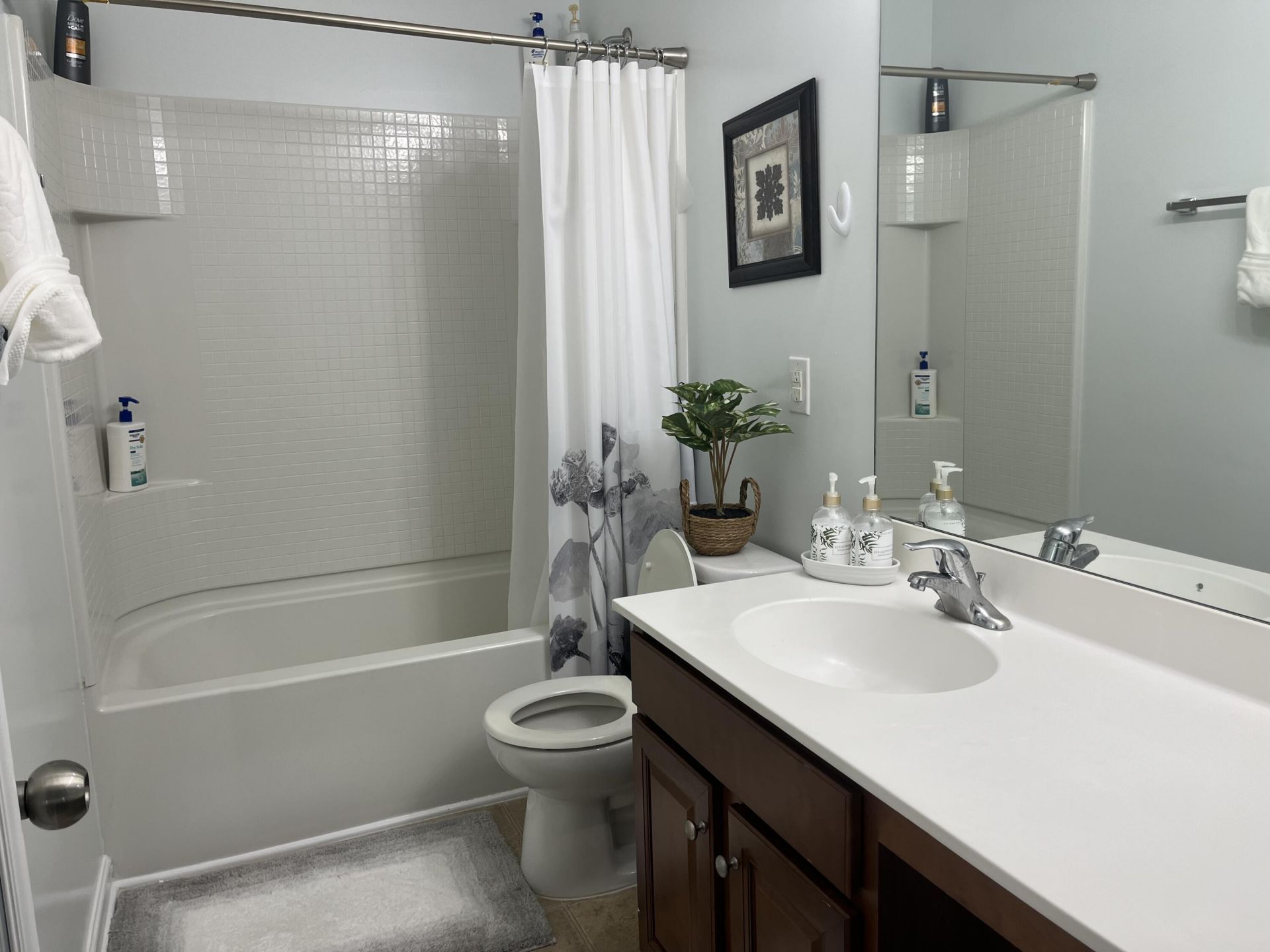9701 Crofton Drive Photo 9