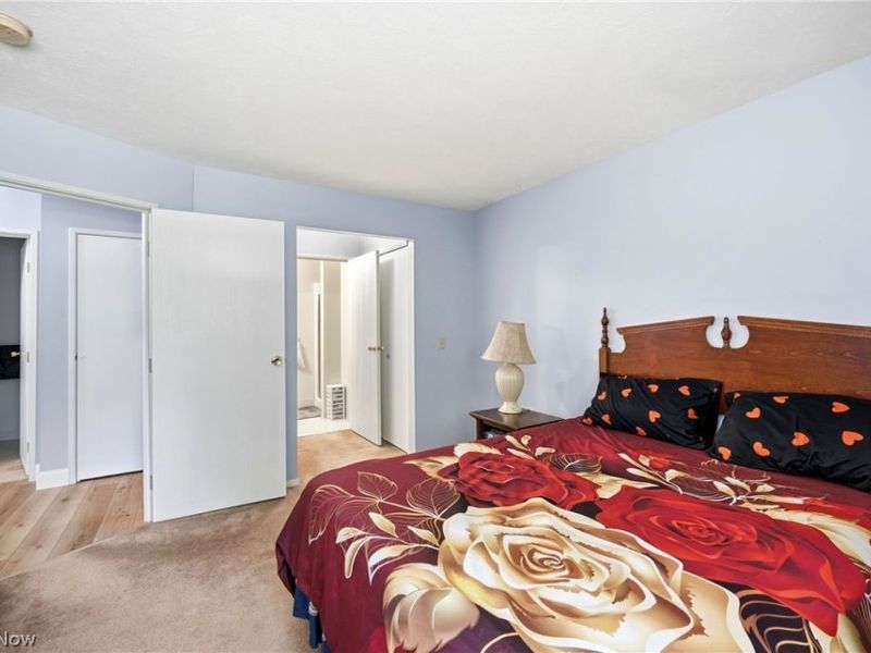 10391 Glenway Drive, Unit 202, Twinsburg, OH 44087 Photo 16