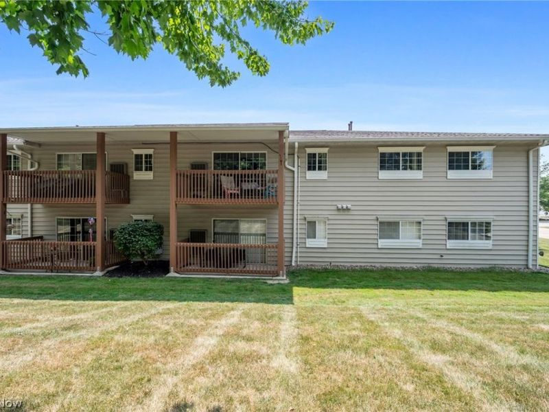 10391 Glenway Drive, Unit 202, Twinsburg, OH 44087 Photo 21