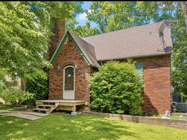 2618 30th Street, Des Moines, IA 50310