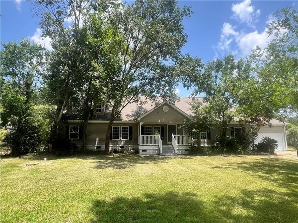 20053 ESTERBROOK Road , Ponchatoula, LA 70454