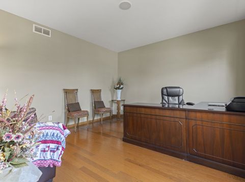Main Photo