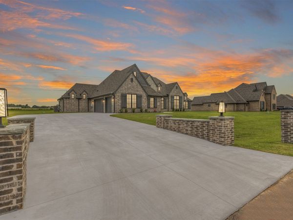 16505 S 4th East Avenue , Glenpool, OK 74033