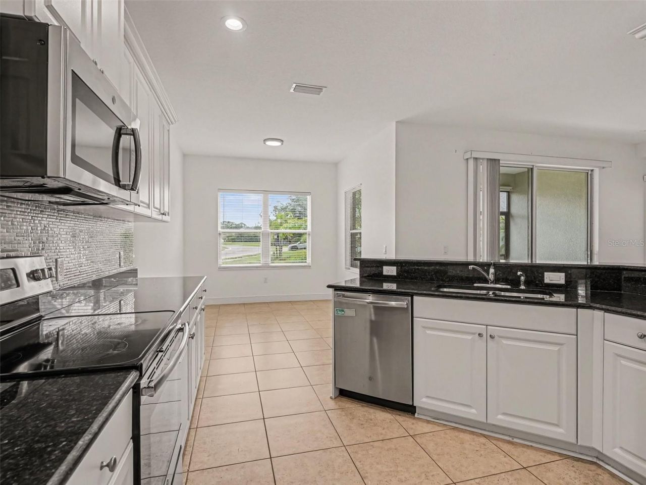 7521 Ridgelake Circle , Bradenton, FL 34203 Photo